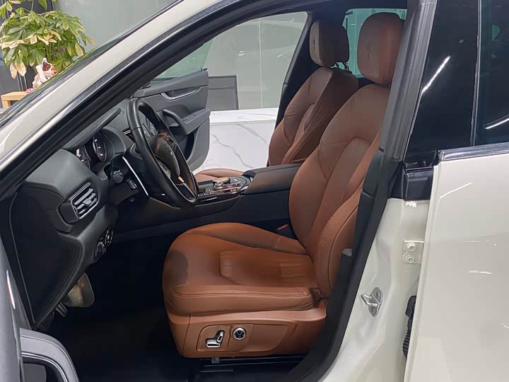 Maserati Levante 2022 2022款 2.0T GT锋芒版