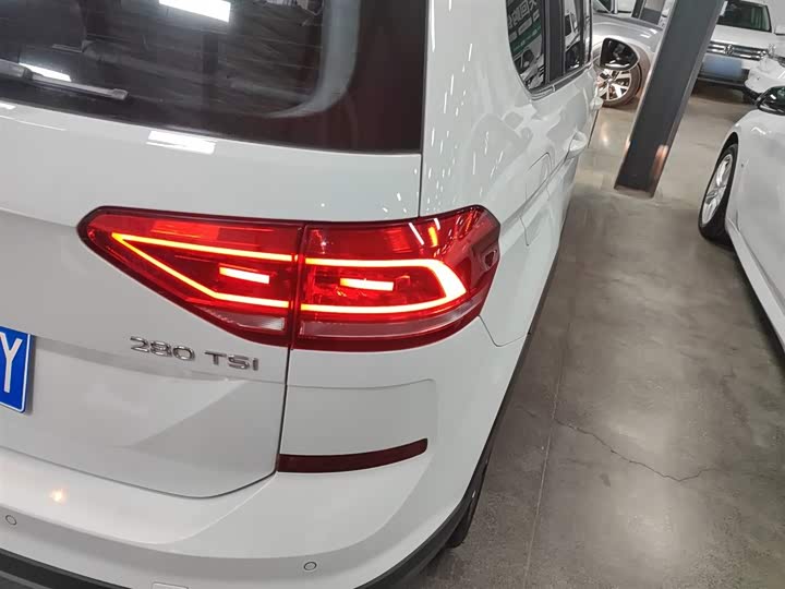 Volkswagen Touran L 2021 2021款 途安L 280TSI DSG拓界版 6座