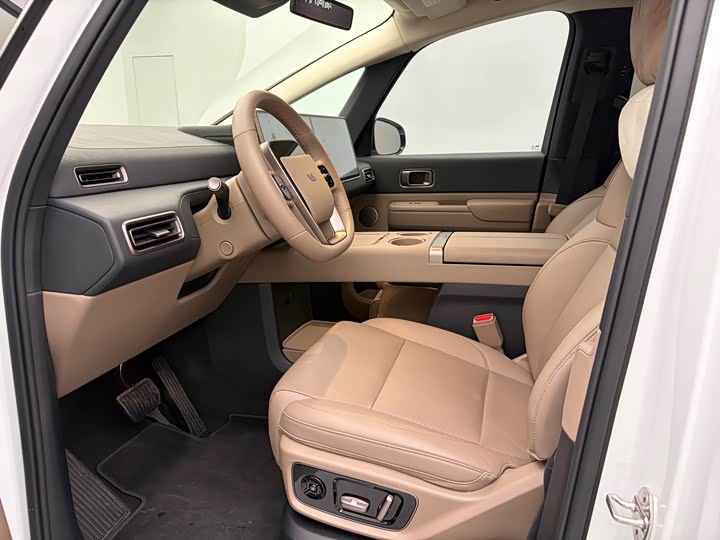 LiXiang Mega 2025 2025款 Ultra 智能焕新版