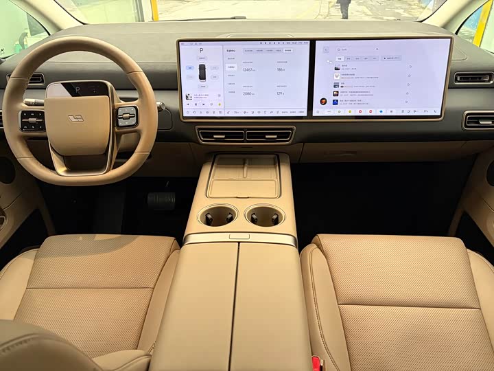 LiXiang Mega 2025 2025款 Ultra 智能焕新版