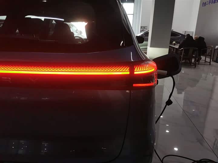 Chery Tiggo 8 Plus C-DM 2025 2025款 1.5T 116km 尊贵型 5座