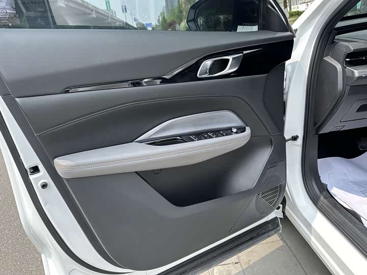 2023 Changan Oshan Z6