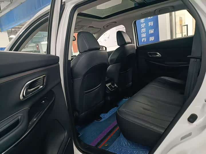 Changan Oshan X7 2021 2021款 1.5T 自动豪华型