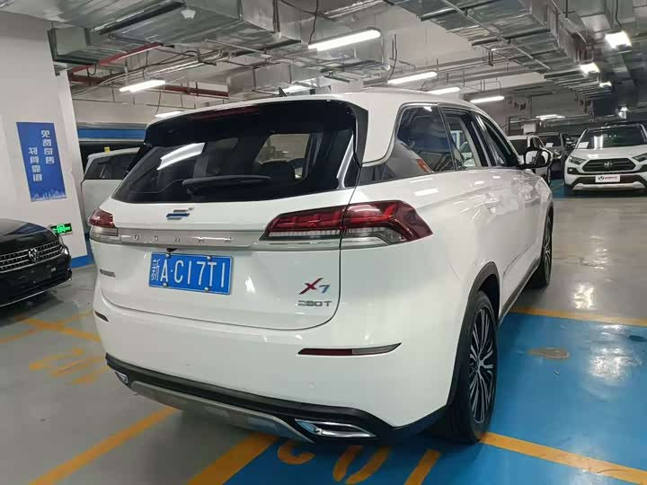 Changan Oshan X7 2021 2021款 1.5T 自动豪华型
