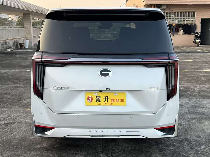 GAC Trumpchi E9 2025 2025款 E9 超级快充 冠军
