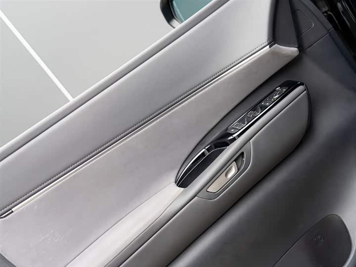 Lexus LM 2023 2023款 350h 七座隽雅版