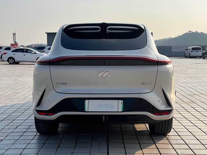 IM motors LS7 2024 2024款 90kWh Max Elite后驱版