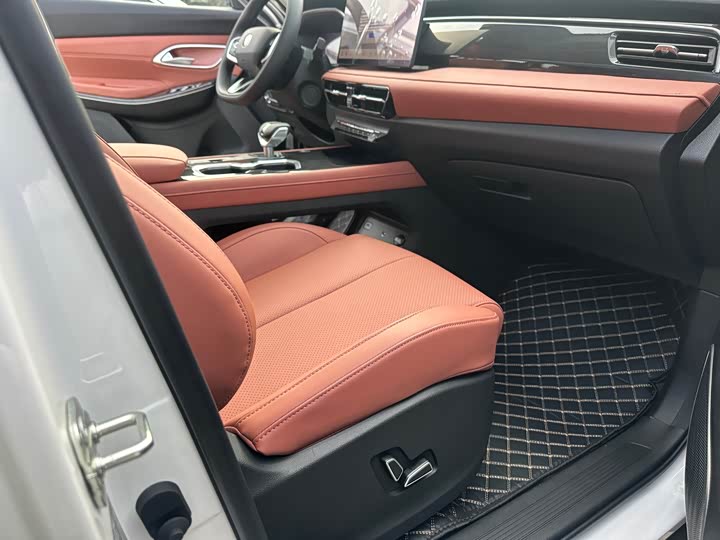 Changan CS75 2026 2026款 PRO 1.5T DCT 尊享型 7座