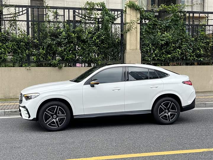 Mercedes-Benz GLC-Class Coupe 2024 2024款 GLC 260 4MATIC 轿跑SUV