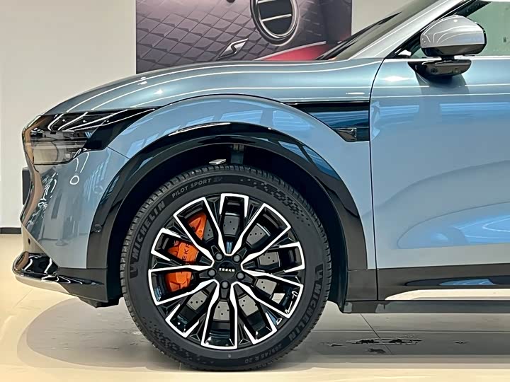 Zeekr 7X 2025 2025款 100kWh 长续航后驱智驾版