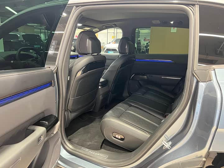 Zeekr 7X 2025 2025款 100kWh 长续航后驱智驾版