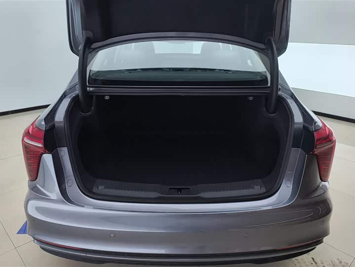 Hongqi H5 Hybrid 2025 2025款 170 超混版