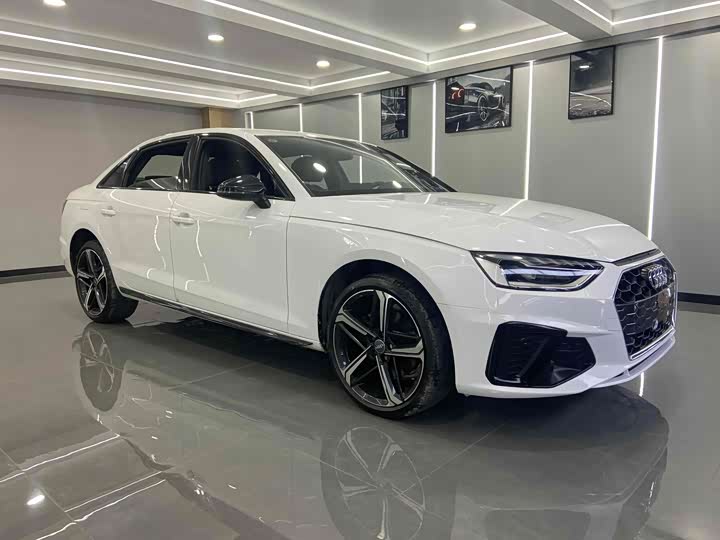 Audi A4L 2024 2024款 40 TFSI 豪华动感型