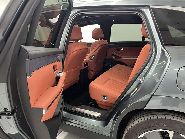 BYD Tang L 2025 2025款 DM 175KM无人机玩家版