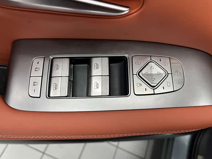 BYD Tang L 2025 2025款 DM 175KM无人机玩家版