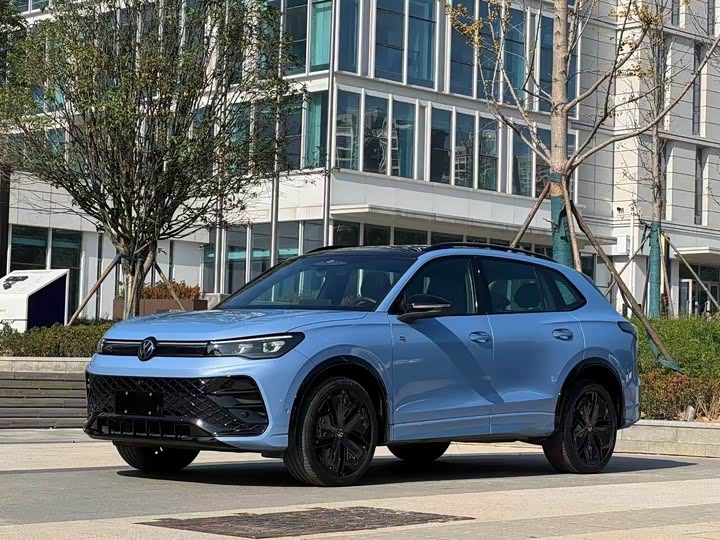 Volkswagen Tiguan L Pro 2025 2025款 PRO 380TSI 两驱 R-Line 智尊版