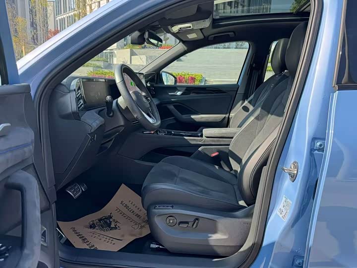 Volkswagen Tiguan L Pro 2025 2025款 PRO 380TSI 两驱 R-Line 智尊版