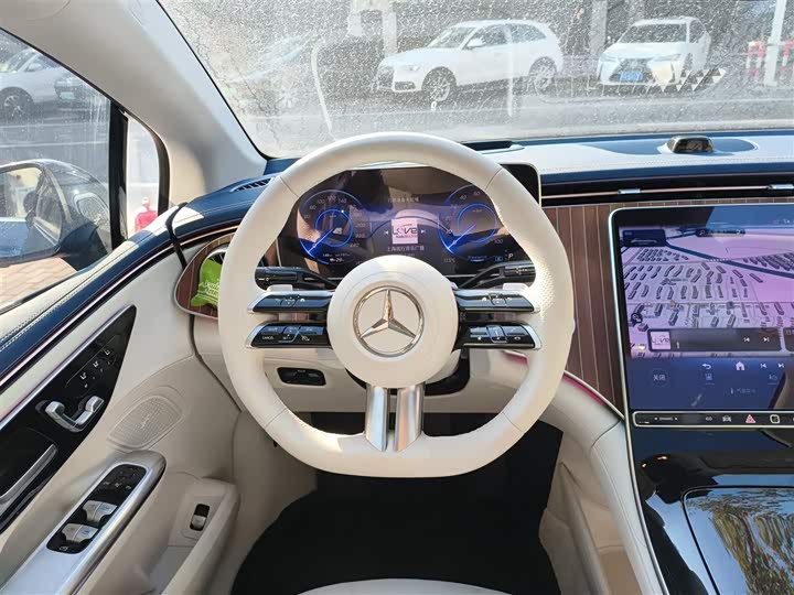 Mercedes-Benz EQE 2025 2025款 500 4MATIC 豪华版