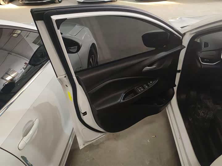 Chevrolet Onix (Cavalier) 2022 2022款 Redline 325T 自动欣耀版