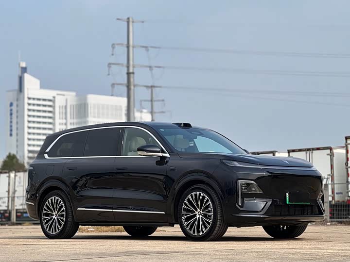 Changan Deepal S09 2025 2025款 四驱Ultra+ 高定版