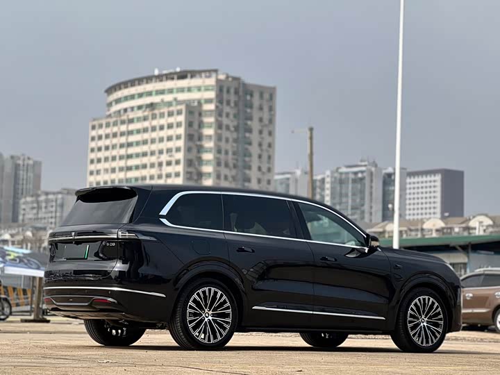 Changan Deepal S09 2025 2025款 四驱Ultra+ 高定版