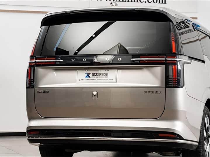 Volvo EM90 2025 2025款 Ultra 六座