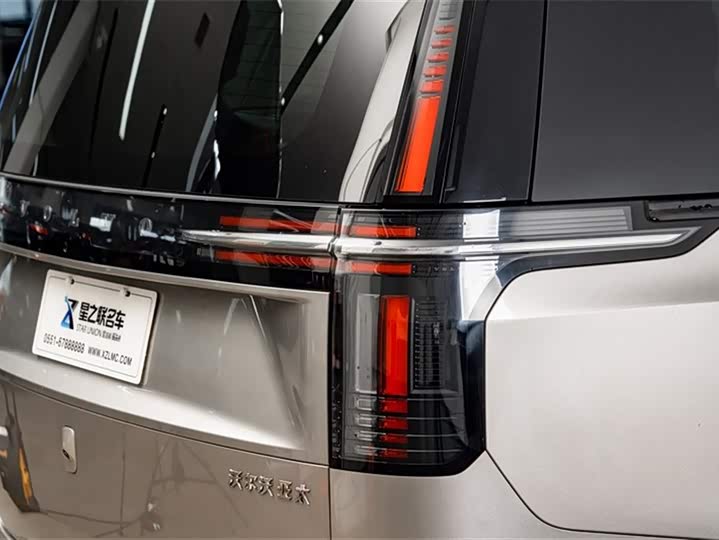 Volvo EM90 2025 2025款 Ultra 六座