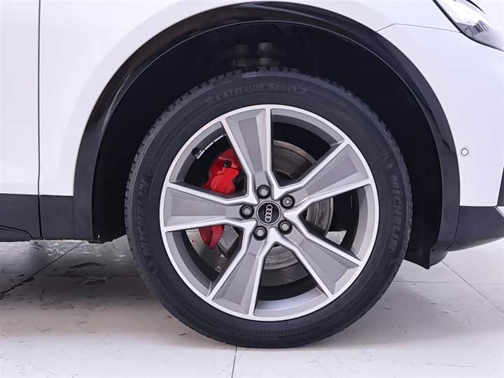 Audi Q5L Sportback 2022 2022款 45 TFSI 豪华型