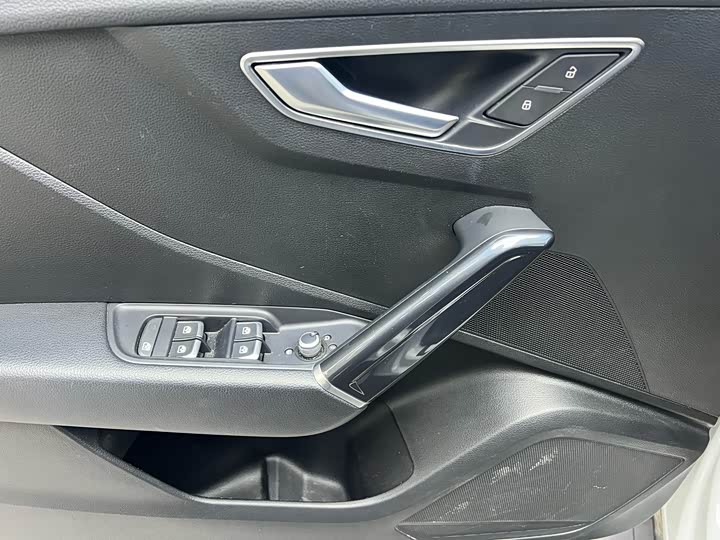 Audi Q2L e-tron 2019 2019款 Q2L e-tron 纯电智享型