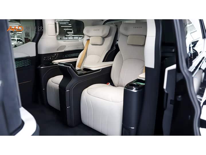 Zeekr 009 2024 2024款 光辉