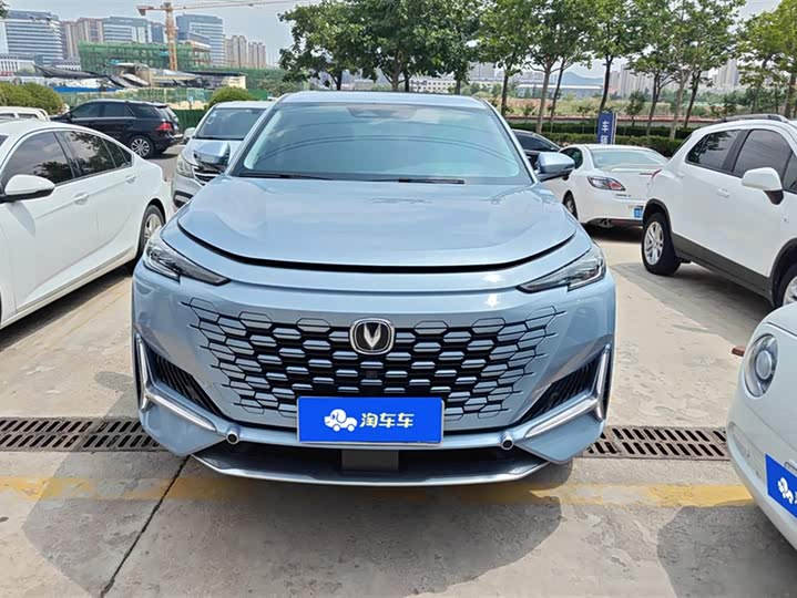 Changan UNI-K 2021 2021款 2.0T 尊贵型