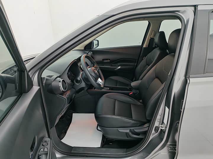 Nissan Kicks 2023 2023款 劲情版 1.5L 淋漓「劲」致 豪华版