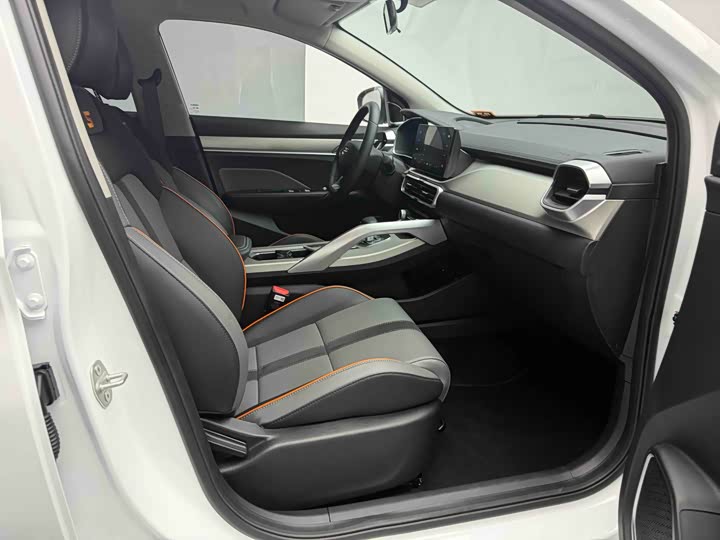 Geely Coolray 2024 2024款 1.5T DCT 龙腾