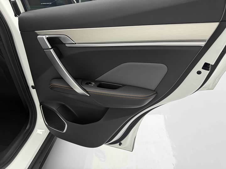 Geely Coolray 2024 2024款 1.5T DCT 龙腾