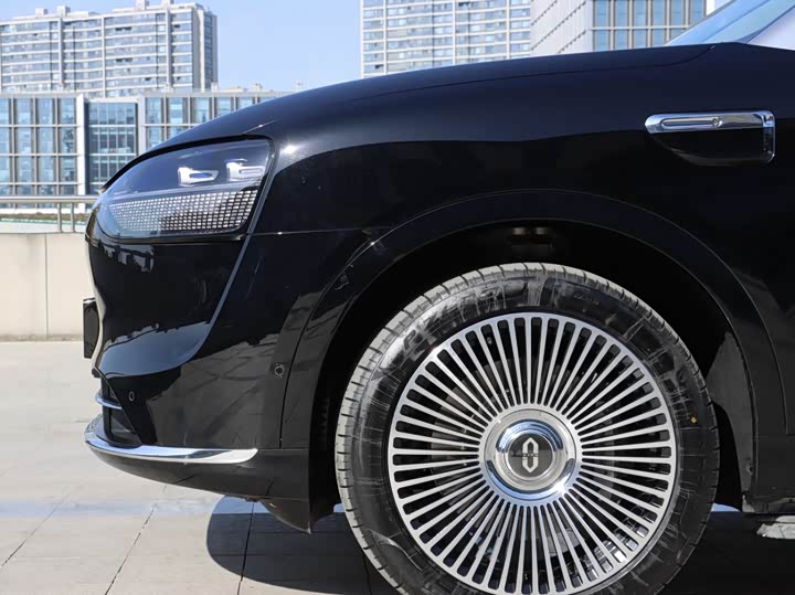 Aito M9 2025 2025款 增程 Ultra版 52kWh 5座版