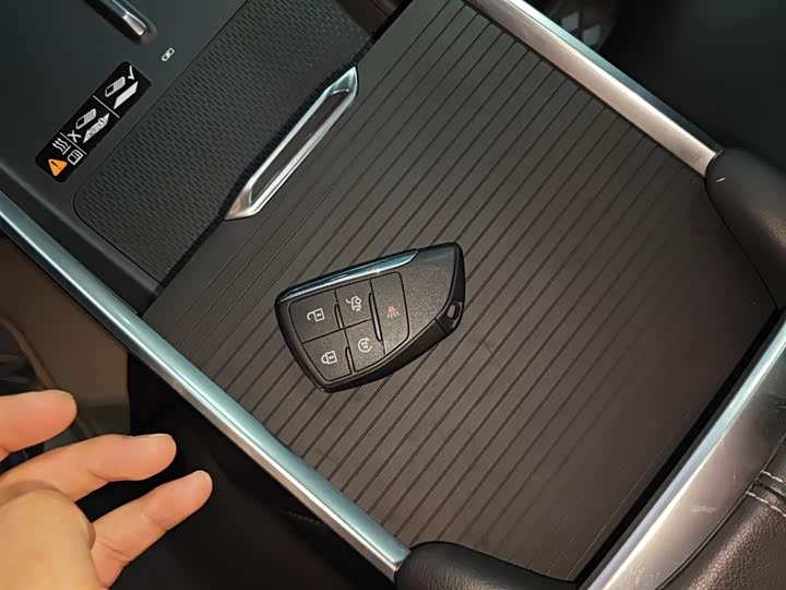 Buick LaCrosse 2025 2025款 28T 白金版