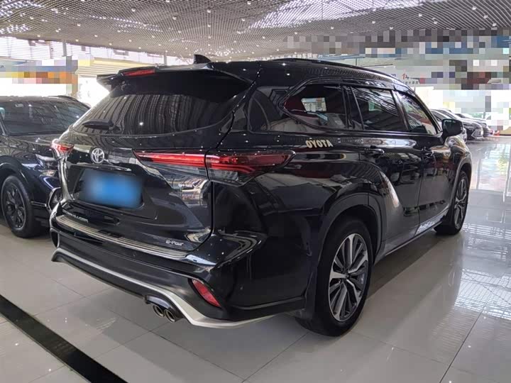 Toyota Crown Kluger 2024 2024款 2.5L HEV四驱尊贵版