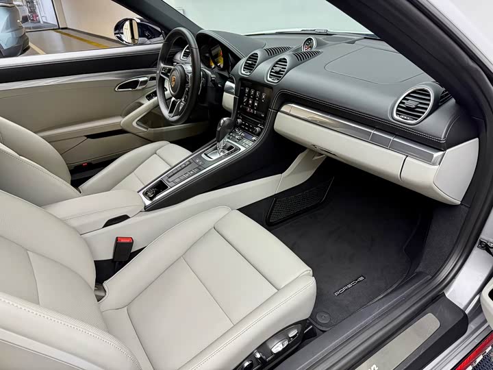 Porsche 718 2023 2023款 Cayman Style Edition 2.0T