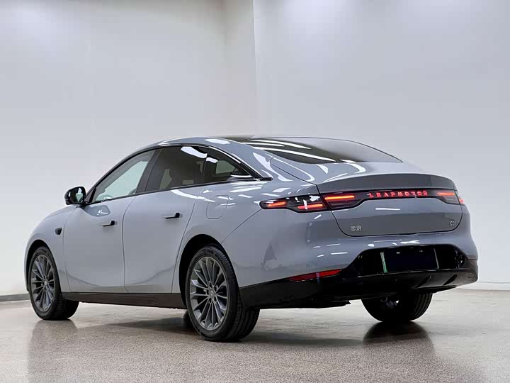 Leapmotor C01 2024 2024款 增程 316尊享版