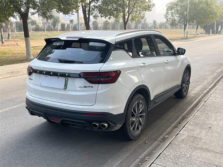 Geely Coolray Hybrid 2022 2022款 1.5T ePro 85KM星耀版