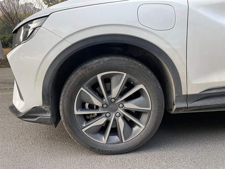 Geely Coolray Hybrid 2022 2022款 1.5T ePro 85KM星耀版