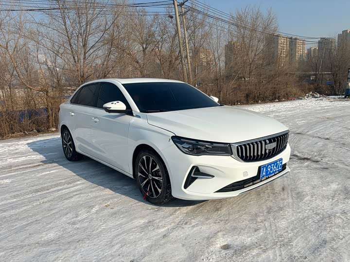 Geely Emgrand 2026 2026款 第4代 400万纪念款 1.5L CVT超越型