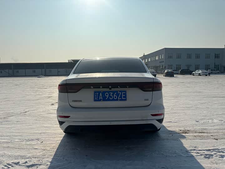 Geely Emgrand 2026 2026款 第4代 400万纪念款 1.5L CVT超越型