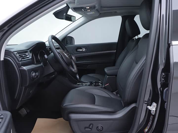 Jeep Grand Commander 2022 2022款 2.0T 两驱精英版