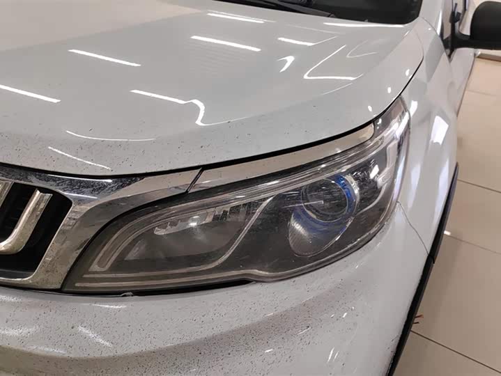 Geely Vision X3 2021 2021款 PRO 1.5L CVT尊贵型