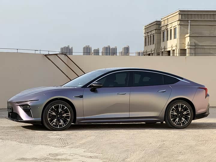 Hozon S 2024 2024款 纯电 520km 后驱AR-HUD版