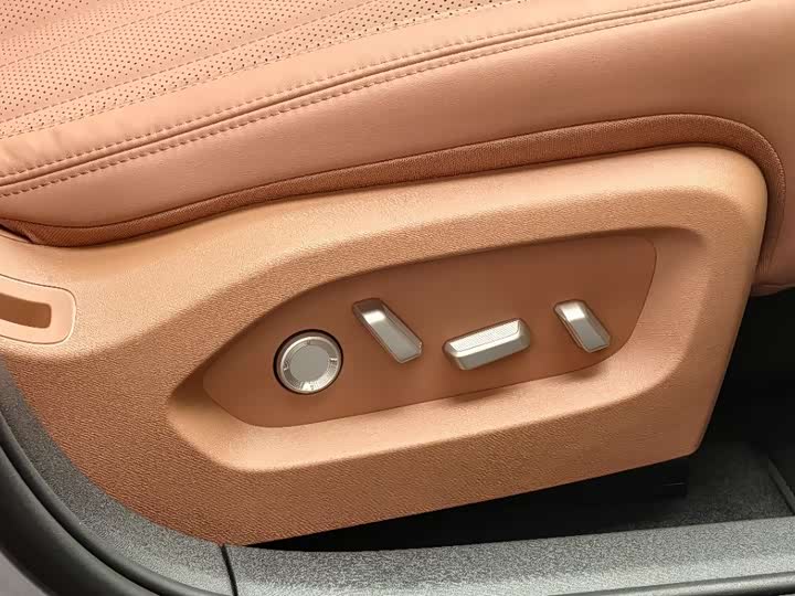 Nio Onvo L60 2025 2025款 60kWh 后驱版