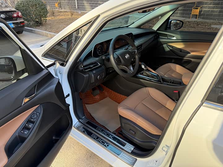 Buick GL6 2021 2021款 323T 轻混动互联豪华型