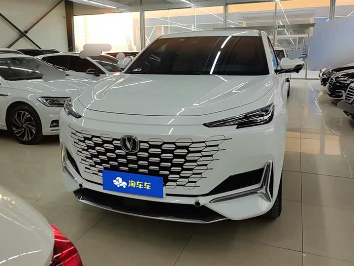 Changan UNI-K 2021 2021款 2.0T 全轮驱动尊贵型