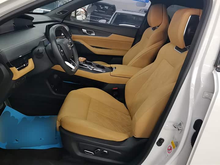 Changan UNI-K 2021 2021款 2.0T 全轮驱动尊贵型